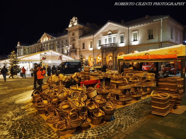 16410905911_dc20b85e0a_b